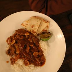 Fishbones - Beef vindaloo