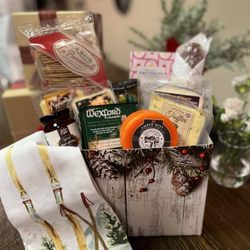 The Port Cheese - The Tasty Gourmet Holiday Gift Basket