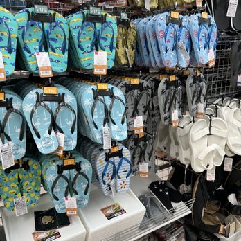 Daiso - Discount Store Near Me - Hilo, Hawaii