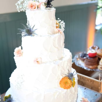 Petals A Florist - Cake flowers - Florists Near Me - Atlanta, Georgia Petals A Florist - Cake flowers - Florists Near Me - Atlanta, Georgia