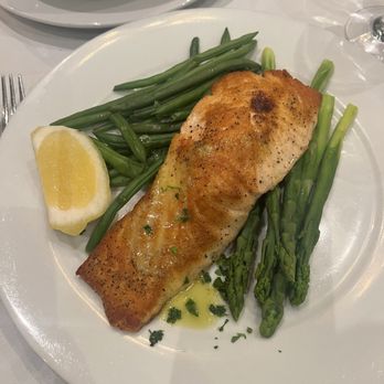 Toscanova - Salmone Alla Griglia - Italian Near Me - Los Angeles, California
