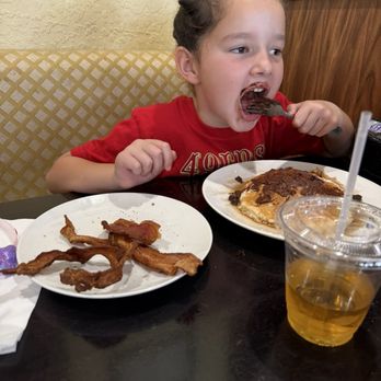 Heavenly Bistro - Bacon, chocolate chip pancakes and apple juice - Breakfast & Brunch Near Me - Walnut Creek, California Heavenly Bistro - Bacon, chocolate chip pancakes and apple juice - Breakfast & Brunch Near Me - Walnut Creek, California