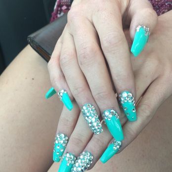 Lovely Nails - Nail Salons Near Me - Modesto, California