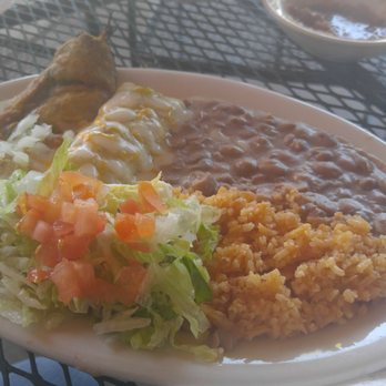 Papa Nachos - Chili reano & beef enchilada combo (green chile) - Mexican Near Me - Albuquerque, New Mexico
