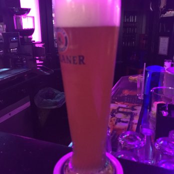 Lucky's - Gay Bars Near Me - Frankfurt, HE