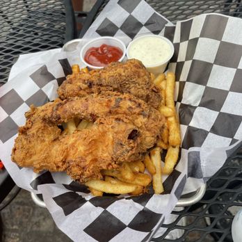 Life’s Good Bar & Grill - Chicken Tenders - Bars Near Me - Dallas, Texas Life’s Good Bar & Grill - Chicken Tenders - Bars Near Me - Dallas, Texas
