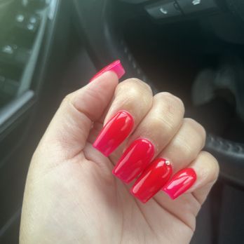 Le'von Nail Spa - Nail Salons Near Me - Kent, Washington Le'von Nail Spa - Nail Salons Near Me - Kent, Washington