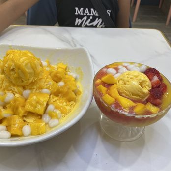Mango Mango Dessert - Mango shaved iced (kinda like bingsu) & A3 - Desserts Near Me - Aiea, Hawaii
