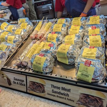 Buc-ee's - Sandwiches - Gas Stations Near Me - Daytona Beach, Florida