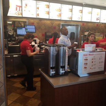 Chick-fil-A - Awesomeness place friendly staff great food - Fast Food Near Me - Memphis, Tennessee