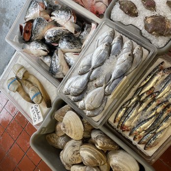 Aqua Best - a variety of seafoods - Seafood Markets Near Me - New York, New York