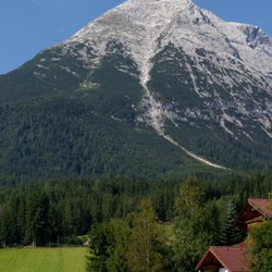 Landhotel Wolf - Hausberg - Hohe Munde