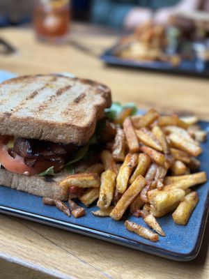 Whiskey Kitchen by null