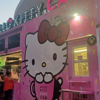 Hello Kitty Cafe - Desserts Near Me - Las Vegas, Nevada
