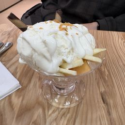 Coconut ice cream Coconut ice cream