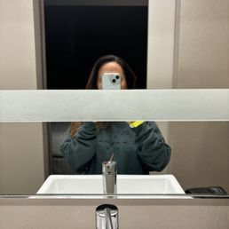 Strange mirror decal and high sink is not for petites (I'm 5'1") Strange mirror decal and high sink is not for petites (I'm 5'1")