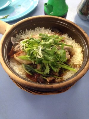 Lian He Ben Ji Claypot Rice by null