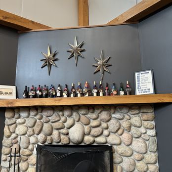 Black Star Farms - Wineries Near Me - Suttons Bay, Michigan