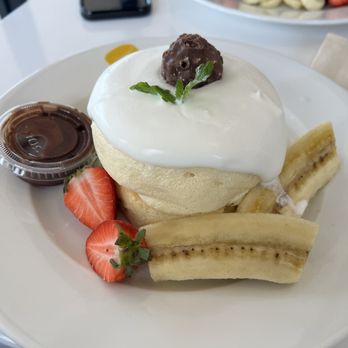 Fluffy Fluffy Dessert Cafe - Nutella - Desserts Near Me - Orlando, Florida Fluffy Fluffy Dessert Cafe - Nutella - Desserts Near Me - Orlando, Florida