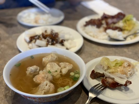 Won Ton House Closed Takeout Delivery 467 Photos 477 Reviews Cantonese 1325 Noriega St Outer Sunset San Francisco Ca Restaurant Reviews Phone Number Menu Yelp