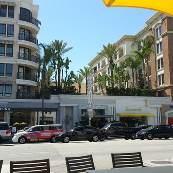 Philz Coffee - My view in the beautiful CA Sun! - Coffee & Tea Near Me - Glendale, California
