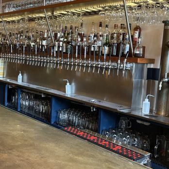 The Porter - Huge tap offerings - Pubs Near Me - Atlanta, Georgia The Porter - Huge tap offerings - Pubs Near Me - Atlanta, Georgia
