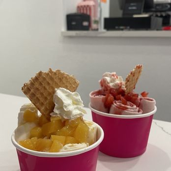 On A Roll - Ice Cream & Frozen Yogurt Near Me - Anaheim, California On A Roll - Ice Cream & Frozen Yogurt Near Me - Anaheim, California