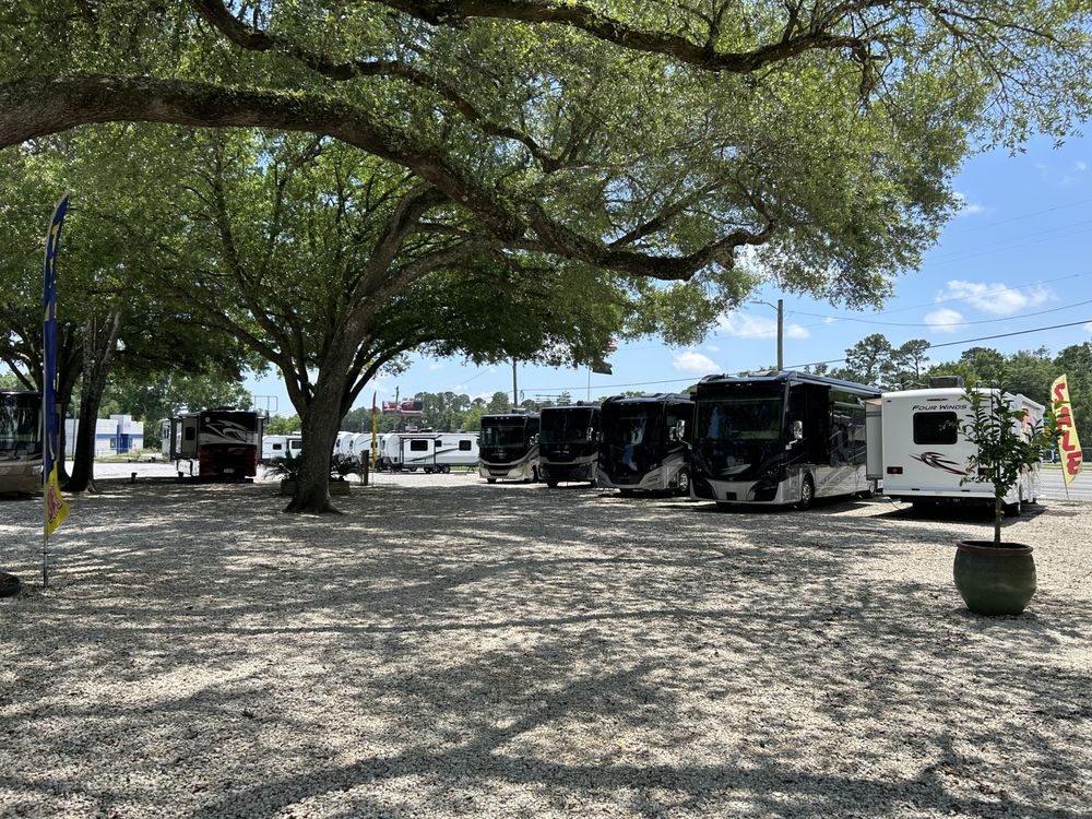 CARPENTER’S CAMPERS 13 Photos & 28 Reviews 8450 Pensacola Blvd