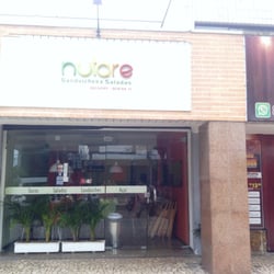 Nutare Sanduíches e Saladas