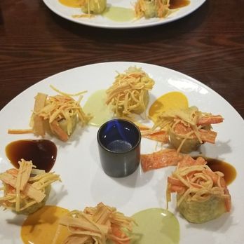 Ru Yi - This is a photo of our Volcano Rolls - Asian Fusion Near Me - Columbus, Indiana