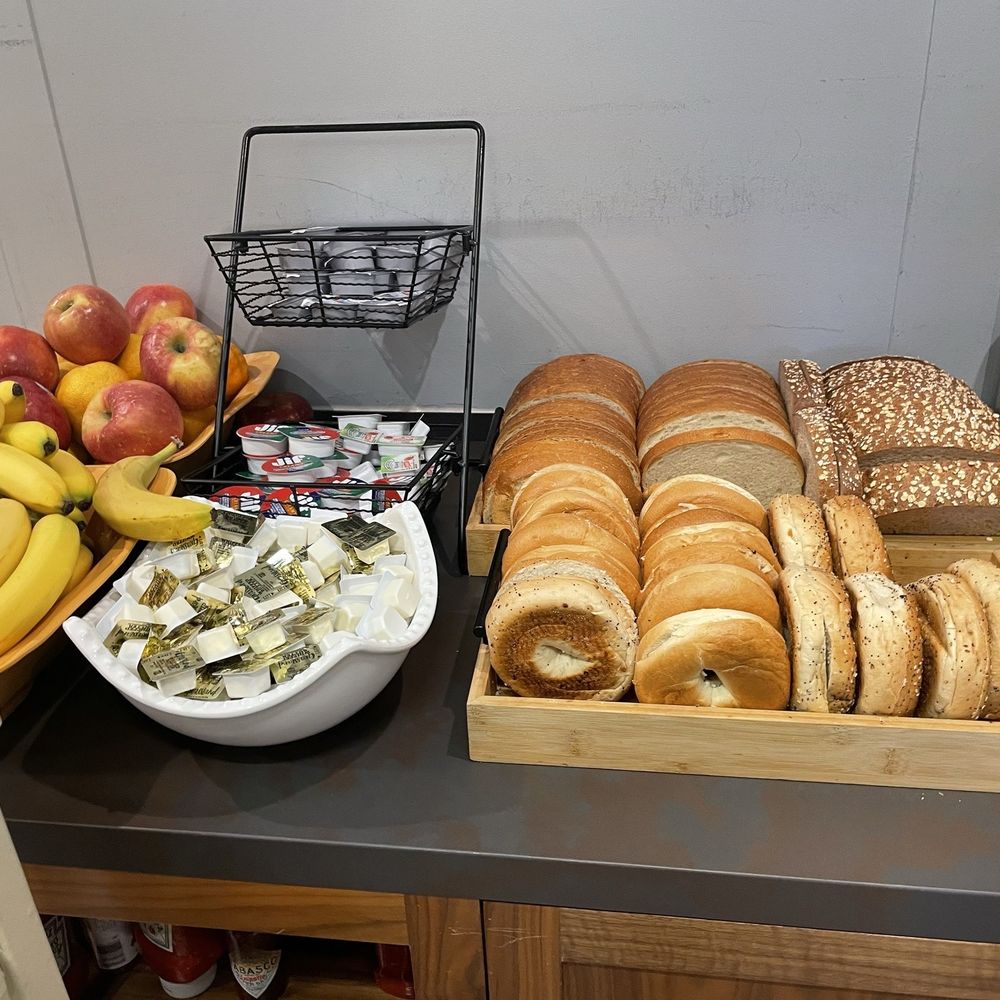 Hotel Abrego - Breakfast - Hotels Near Me - Monterey, California Hotel Abrego - Breakfast - Hotels Near Me - Monterey, California