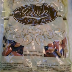 Güven Kuruyemiş - Vacuum packed mixed nuts and dried fruits.