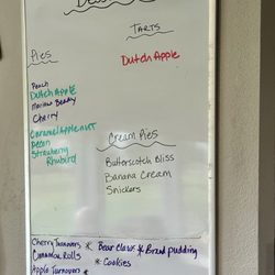 Country Cottage - Rotating homemade desserts
