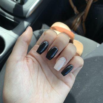 Tai's Nails & Lashes  - Nail Salons Near Me - Homestead, Florida