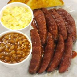 Holy Smoke BBQ Hut - Hot Link Dinner