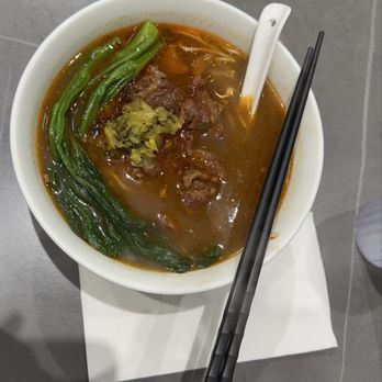 Dong Ting Noodle - Beef noodle soup (egg noodles, no cilantro, spicy) - Chinese Near Me - Los Angeles, California Dong Ting Noodle - Beef noodle soup (egg noodles, no cilantro, spicy) - Chinese Near Me - Los Angeles, California