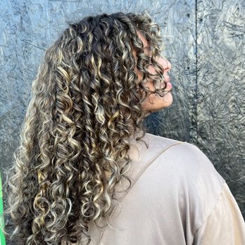 iSalon - Hair by Nelly - Hair Salons Near Me - Alameda, California iSalon - Hair by Nelly - Hair Salons Near Me - Alameda, California