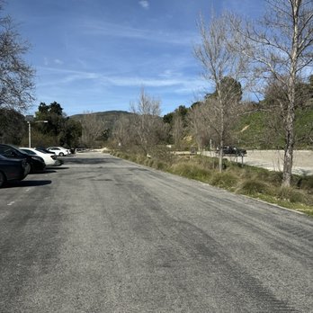 Aliso Canyon Park - Hiking Near Me - Granada Hills, California