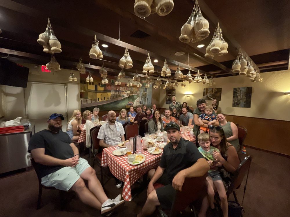 Filippi's Pizza Grotto