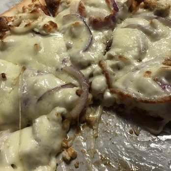 Enzos Pizza - BBQ Chicken Pizza - Pizza Near Me - Riverside, California