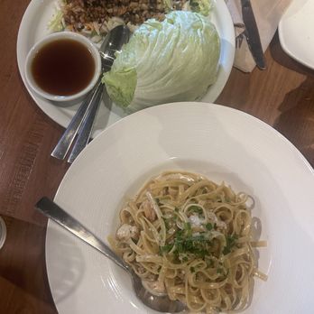 California Pizza Kitchen - garlic fettuccine chicken lettuce wrap - Pizza Near Me - Brea, California