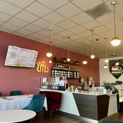 Mamancy Tea & Chocolate - Interior Decor