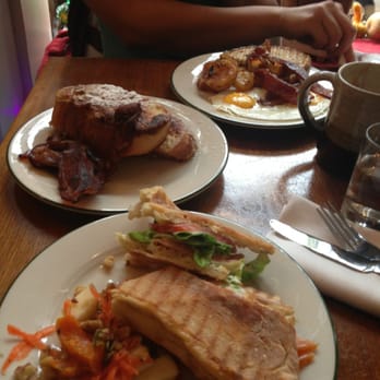 sam a.m - bout to go in on our meals including our French Toast! Mmmmhmmm! :) - Cafes Near Me - Jersey City, New Jersey