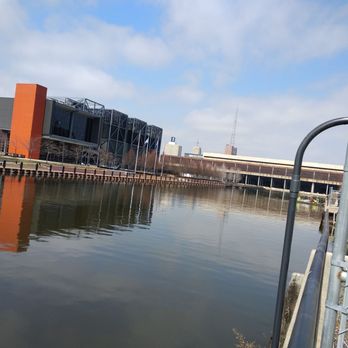 Reed Street Yards Park - Parks Near Me - Milwaukee, Wisconsin Reed Street Yards Park - Parks Near Me - Milwaukee, Wisconsin