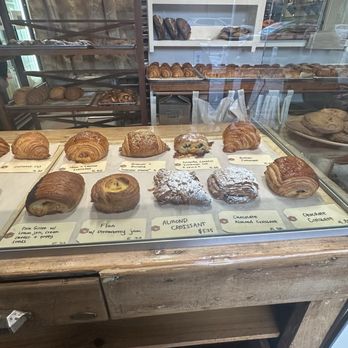 Forma Bakery - Pastry counter - Bakeries Near Me - Oakland, California
