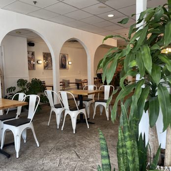 Cake Bar - The Cafe - - Custom Cakes Near Me - Syracuse, New York