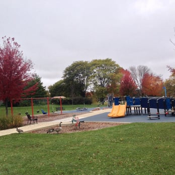 Turner Park - Playground for younger children - Parks Near Me - Roselle, Illinois