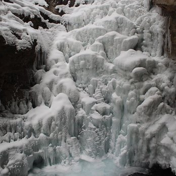 Discover Banff Tours - Inside Johnston Canyon - Tours Near Me - Banff, Alberta