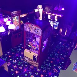 Eaton Theatre - New Retro Arcade Game Room