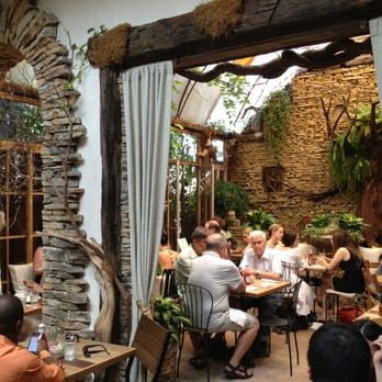 Le Petit Café - Coffee & Tea Near Me - Brooklyn, New York